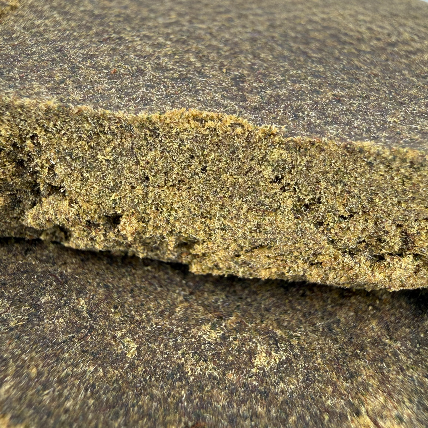 PINEAPPLE SAUVAGE - RÉSINE DE CBD (DRY SIFT)