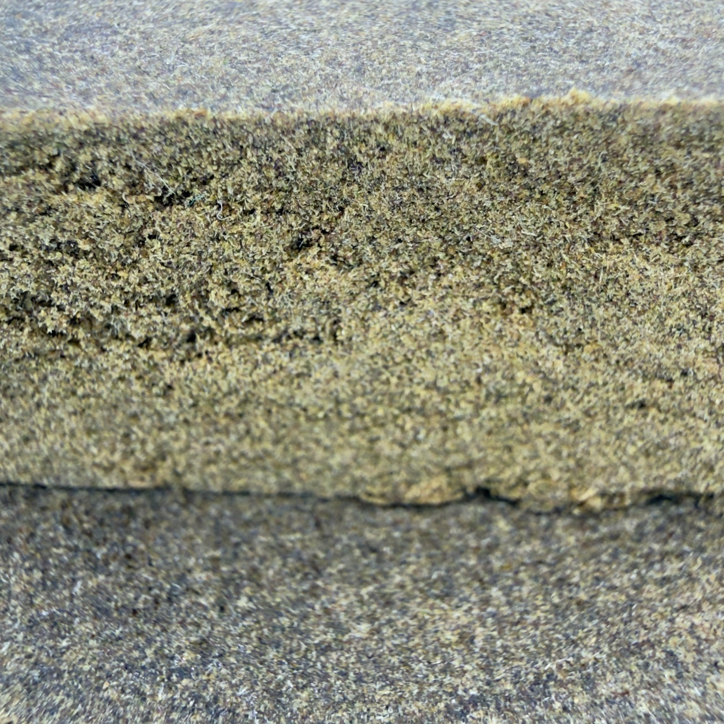 BANANA DAIQUIRI - RÉSINE DE CBD (STATIC DRY SIFT)